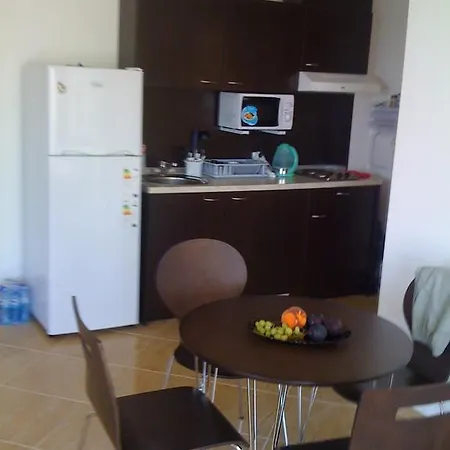 In Antonia شقة